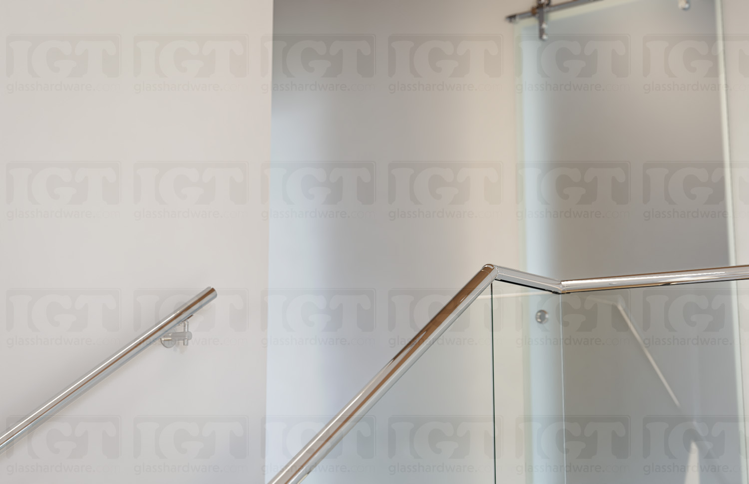 55 Degree Articulated Connector for Round Cap Rail - Polished Stainless - Image 4
