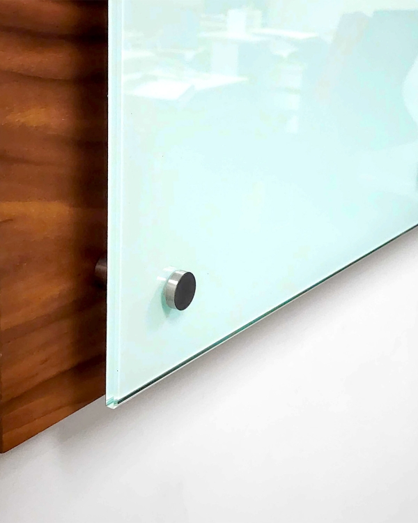 Mirrors & Glass Displays